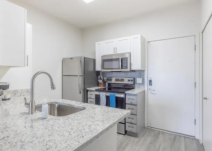 Landing Incredible 1Bd Game Room Clubhouse Apartment *
